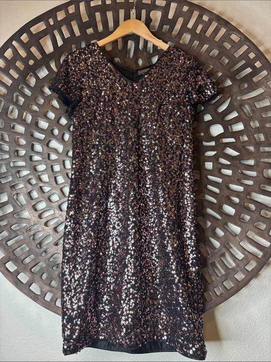 Vince Camuto Dresses & Skirts - 🖤 Vince Camuto Rose Gold Sequin Midi Dress NWT Size 6 Lined Cocktail Party 🖤